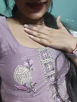 Eshwari Chopra online show from 05/28/26, 11:32