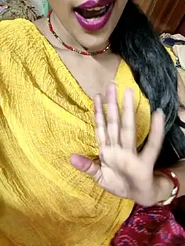 Snapshot of Eshwari_Chopra chatting on 09/13/25, 05:24 Eshwari Chopra online show from 09/13/25, 05:24