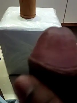 Snapshot of Bigmaumau54 chatting on 10/03/25, 02:04 Bigmaumau54 online show from 10/03/25, 02:04