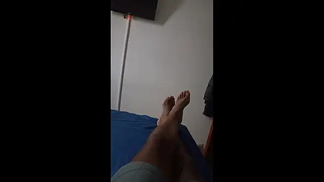 Snapshot of Bigmaumau54 chatting on 09/18/25, 08:34 Bigmaumau54 online show from 09/18/25, 08:34