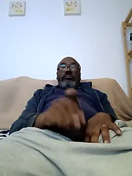 Snapshot of Bigmaumau54 chatting on 09/14/25, 02:12 Bigmaumau54 online show from 09/14/25, 02:12