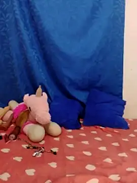 Snapshot of dulcewitch chatting on 12/20/25, 08:01 dulcewitch online show from 12/20/25, 08:01