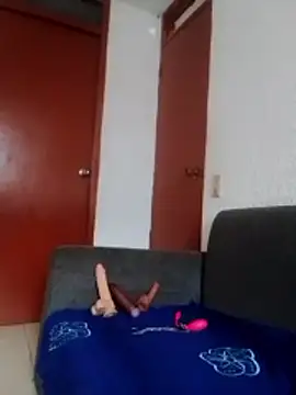 dulcewitch online show from 11/12/25, 12:42