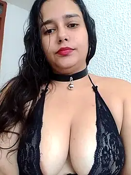 Snapshot of dulcewitch chatting on 10/18/25, 02:08 dulcewitch online show from 10/18/25, 02:08