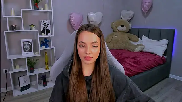 Snapshot of MelanieAlves chatting on 03/23/26, 02:17 MelanieAlves online show from 03/23/26, 02:17