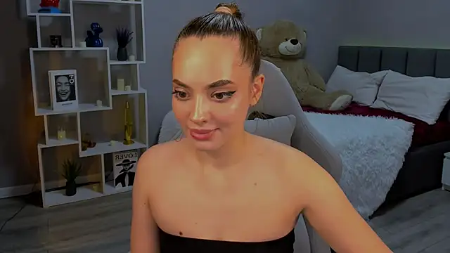 MelanieAlves online show from 11/25/25, 06:08