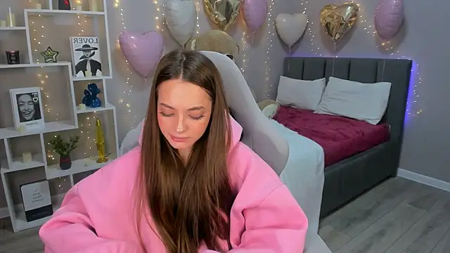 MelanieAlves online show from 02/14/26, 12:38