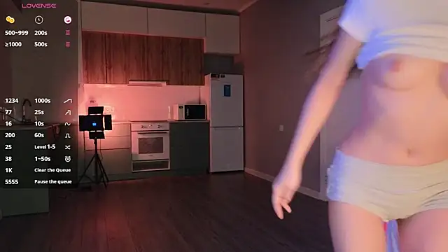 Ella lee15 online show from 10/01/25, 02:49