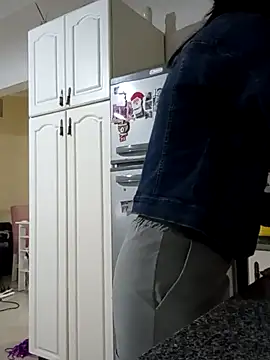 Snapshot of Camilitah chatting on 10/10/25, 10:32 Camilitah online show from 10/10/25, 10:32