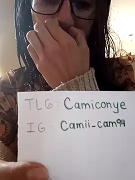 Snapshot of Camilitah chatting on 10/11/25, 12:17 Camilitah online show from 10/11/25, 12:17