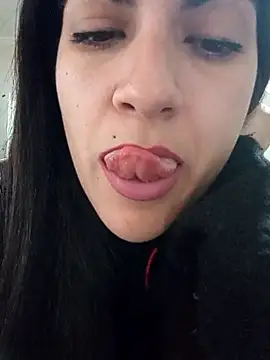 Snapshot of Camilitah chatting on 09/08/25, 03:00 Camilitah online show from 09/08/25, 03:00