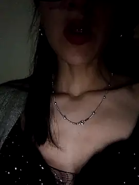 Snapshot of Camilitah chatting on 10/12/25, 03:30 Camilitah online show from 10/12/25, 03:30