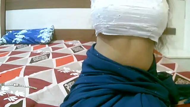 Snapshot of ragini_m_m_s chatting on 10/28/25, 03:07 ragini m m s online show from 10/28/25, 03:07