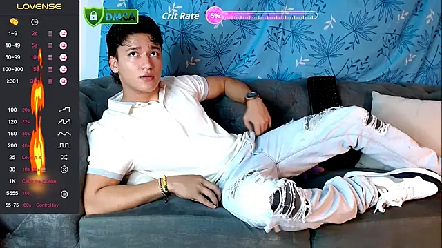 THE LITTLE LIAM online show from 06/11/26, 04:53