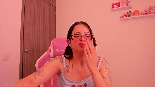 Snapshot of ImBunnyNova chatting on 06/02/26, 03:23 ImBunnyNova online show from 06/02/26, 03:23