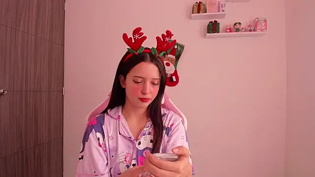 ImBunnyNova online show from 12/19/25, 02:52