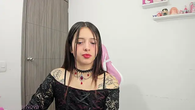 Snapshot of ImBunnyNova chatting on 07/05/26, 12:37 ImBunnyNova online show from 07/05/26, 12:37