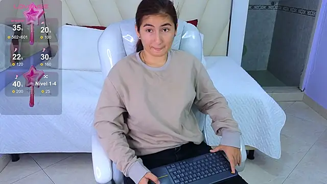 Snapshot of Katha03_ chatting on 09/10/25, 08:19 Katha03 online show from 09/10/25, 08:19