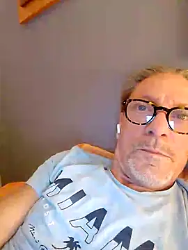 Deddyitalia3p online show from 10/01/25, 08:13