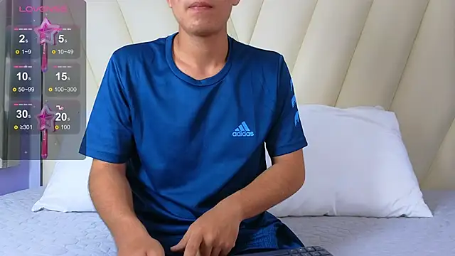 Hotboy21  online show from 11/05/25, 03:42