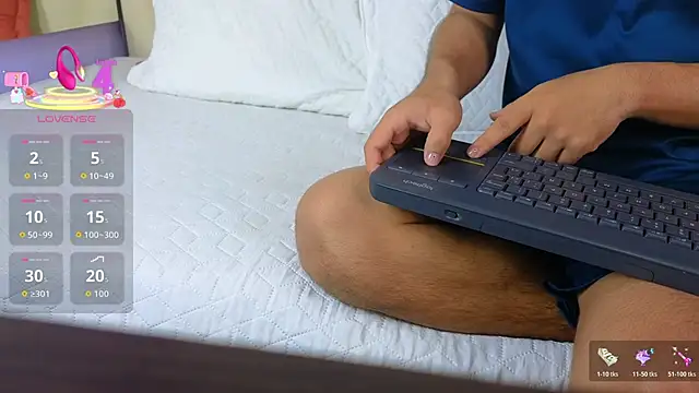 Hotboy21  online show from 10/30/25, 03:49