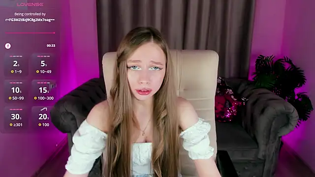 Amy Waynee online show from 11/13/25, 05:17