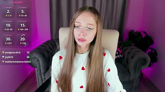 Amy Waynee online show from 11/19/25, 06:02