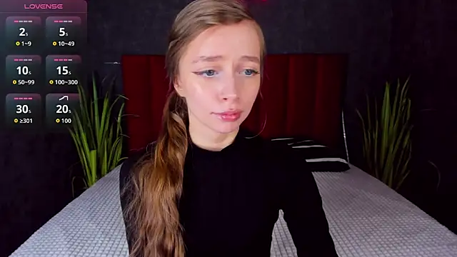 Amy Waynee online show from 11/02/25, 05:07