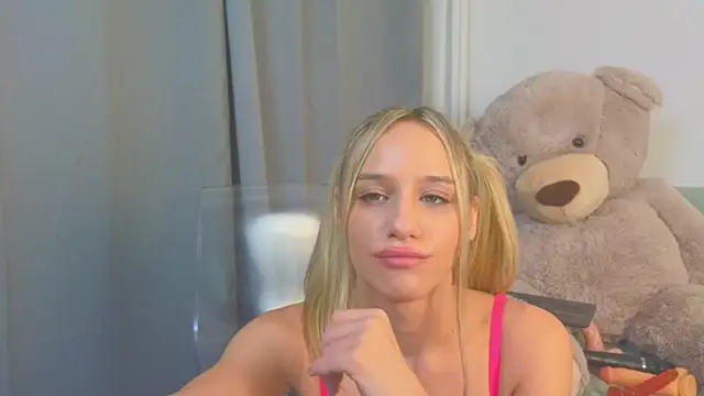 MellisaKim online show from 12/01/25, 09:15