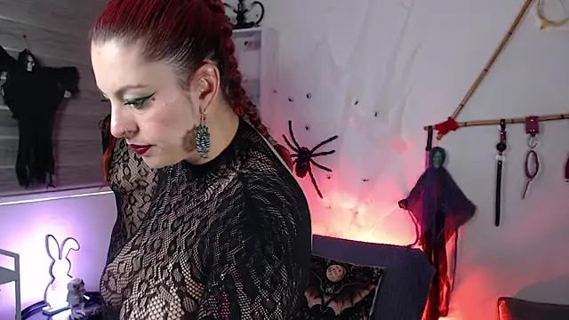 Snapshot of Lexxi_hot chatting on 10/15/25, 07:11 Lexxi hot online show from 10/15/25, 07:11