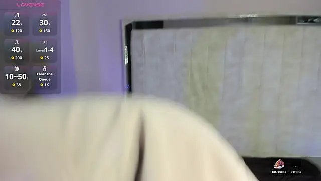 Elaine87  online show from 10/29/25, 08:41