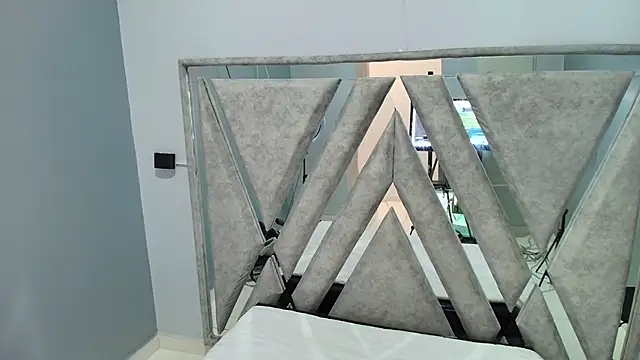 Elaine87  online show from 10/24/25, 09:47