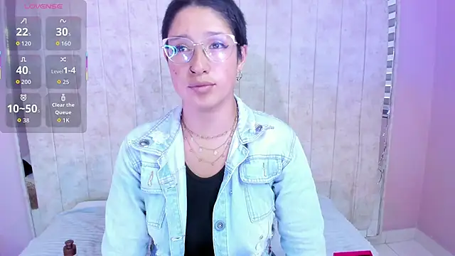 Elaine87  online show from 10/27/25, 09:05