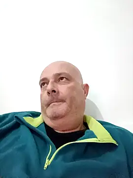 Alexis Bull online show from 11/02/25, 04:45