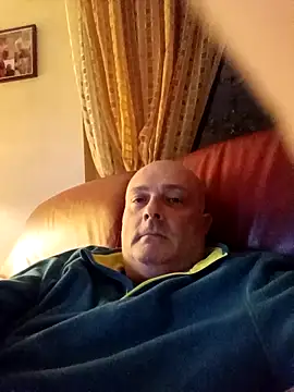 Alexis Bull online show from 12/16/25, 12:15