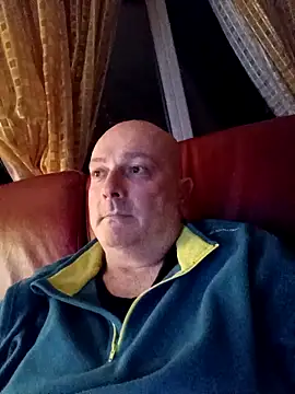 Alexis Bull online show from 03/22/26, 10:44