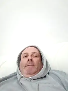 Alexis Bull online show from 02/11/26, 03:01