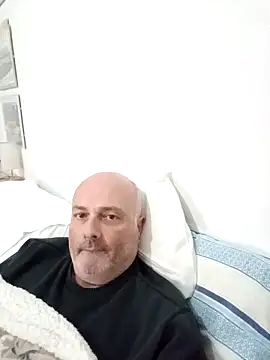 Alexis Bull online show from 11/28/25, 06:08