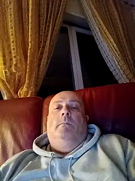 Alexis Bull online show from 03/17/26, 12:24