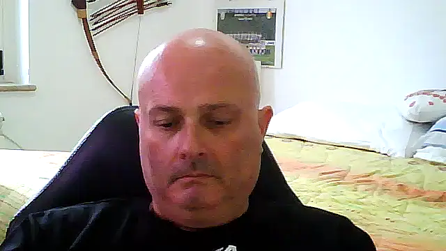 Snapshot of Alexis_Bull chatting on 05/18/26, 05:29 Alexis Bull online show from 05/18/26, 05:29