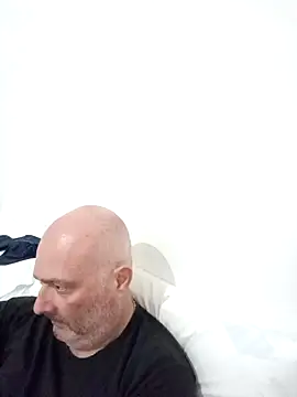 Alexis Bull online show from 10/11/25, 08:04