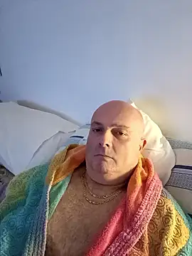 Alexis Bull online show from 01/12/26, 12:28