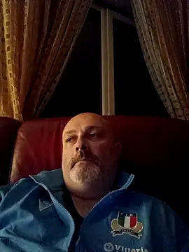 Alexis Bull online show from 04/18/26, 11:16