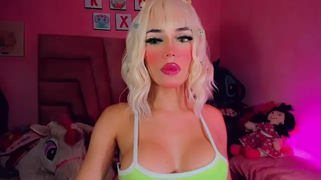 Snapshot of blonder_roux chatting on 03/19/25, 09:16 blonder roux online show from 03/19/25, 09:16