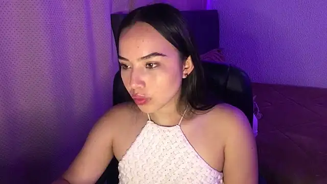 Snapshot of amelia_hall chatting on 06/07/26, 07:52 amelia hall online show from 06/07/26, 07:52