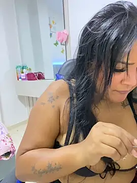 sashaoficial  online show from 10/22/25, 10:41