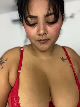 sashaoficial  online show from 02/09/26, 10:41