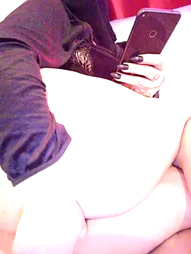 chahoda246 online show from 03/25/26, 07:41