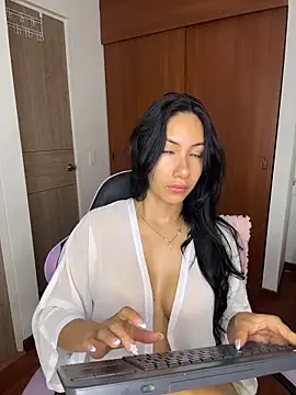 ArianaReynoldss online show from 03/02/26, 10:22