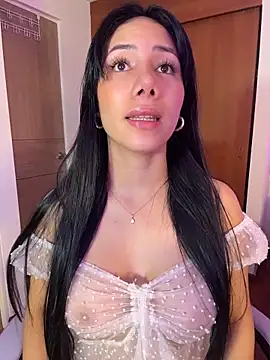 Snapshot of ArianaReynoldss chatting on 05/25/26, 10:03 ArianaReynoldss online show from 05/25/26, 10:03